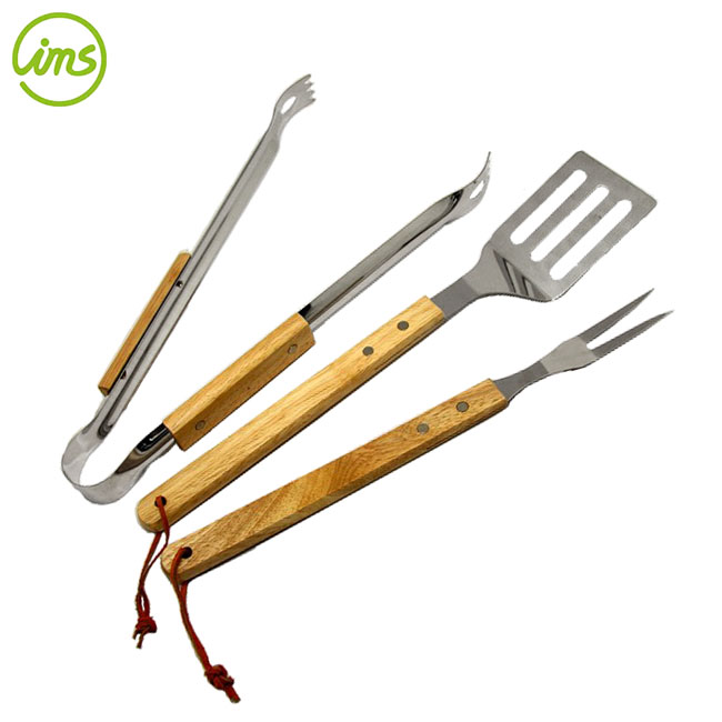 3-piece stainless steel bbq grill tool set with wooden handle
